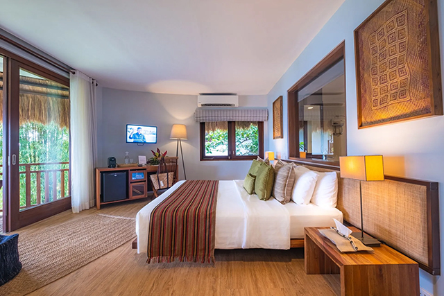 Deluxe King Room - Amun Ini Resort - Philippines Dive Resort