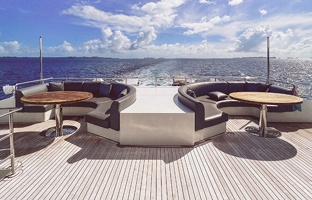 Salon - M/Y  Black Pearl Explorer - Micronesia Liveaboard