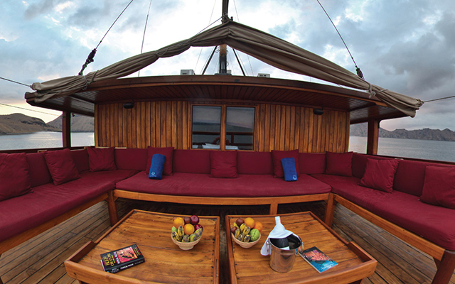 Sun deck - MY Damai 1 - Indonesia Liveaboard