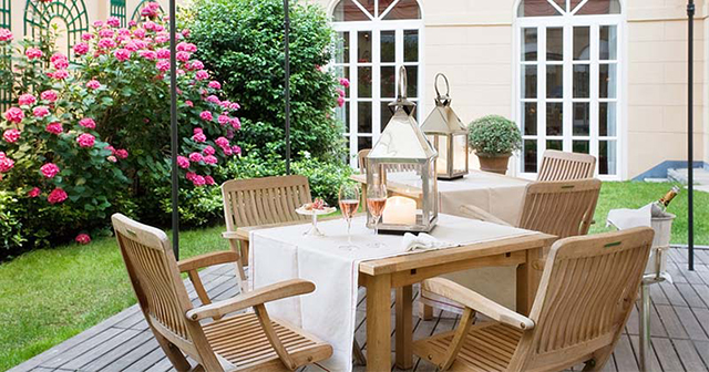 Garden area in Grand Hotel Sitea