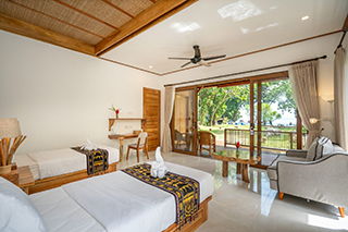 Twin beds - Premium Deluxe Cottage - Murex Manado Resort - Indonesia Dive Resort