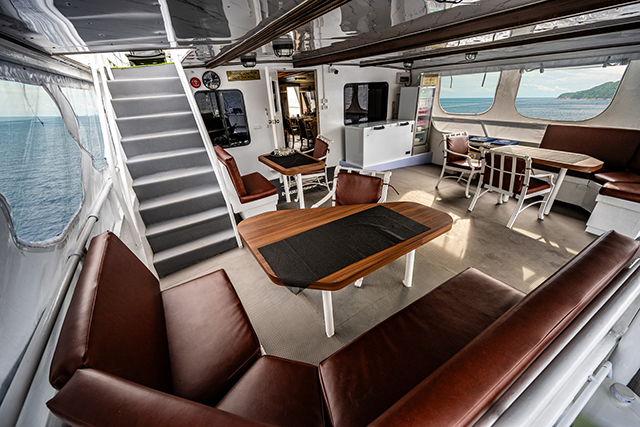 Deck chairs, bar, and grill - Thailand Aggressor - Thailand Liveaboards - Dive Discovery Thailand