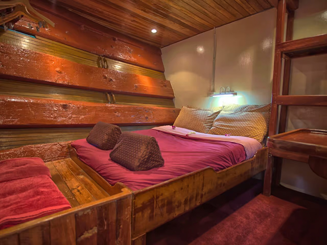 Double cabin - The Junk - Thailand Liveaboard