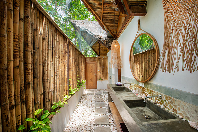 Interior - Family Cottage - Metita Beach and Dive Resort - Indonesia Dive Resort